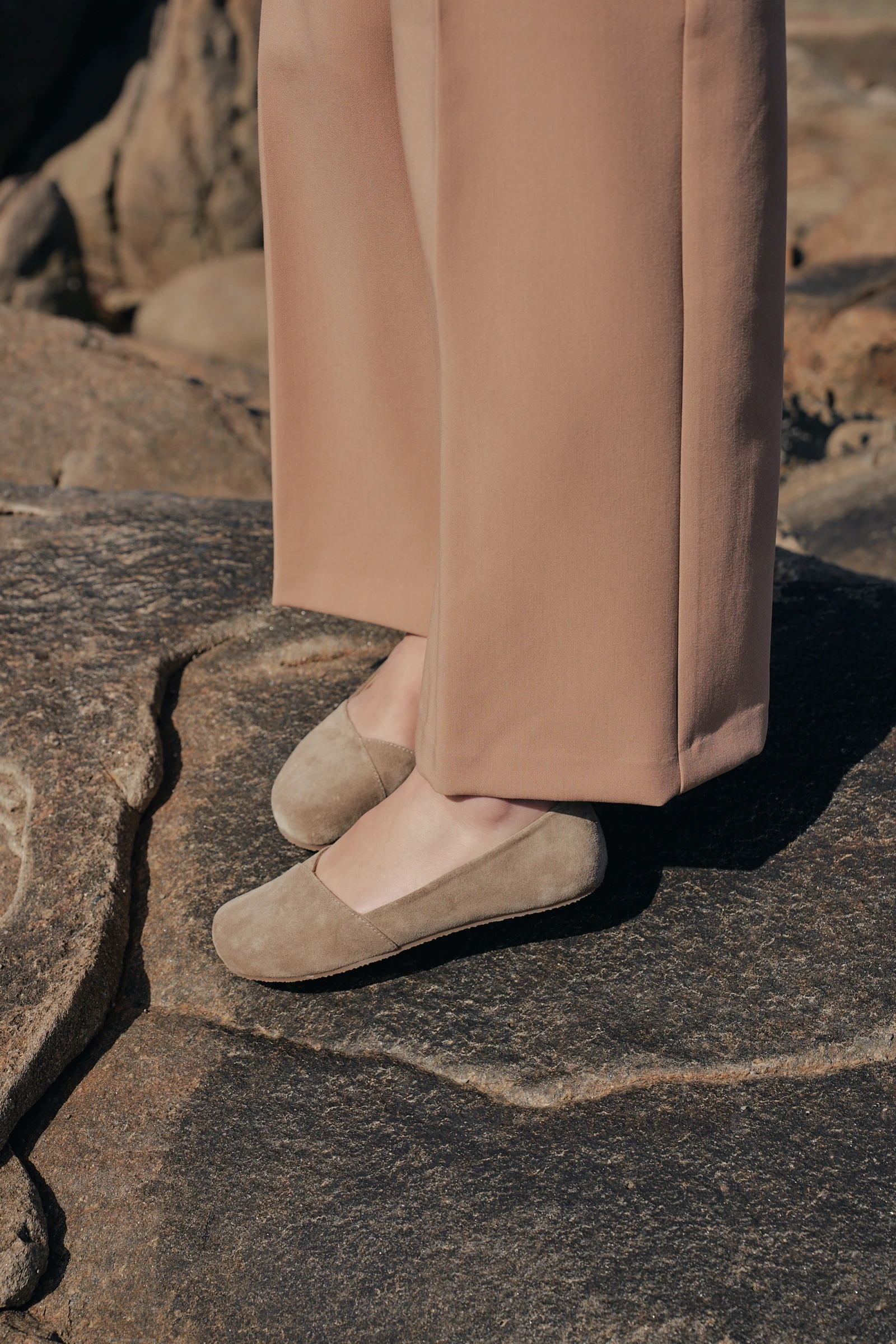 Босоногие балетки Shapen PEONY Suede — бежевый (замша), фото 2