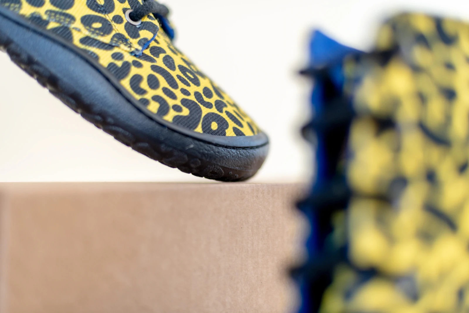 Босоногие ботинки Sambas the bambas Leo Amarillo — жёлтые леопардовые, фото 5